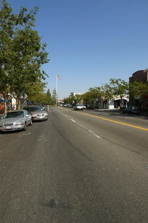 Downtown Livermore, f/8